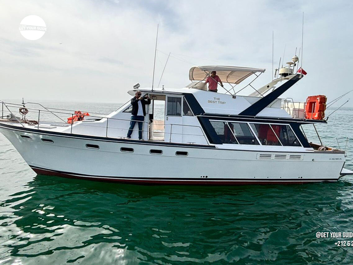 boat tour